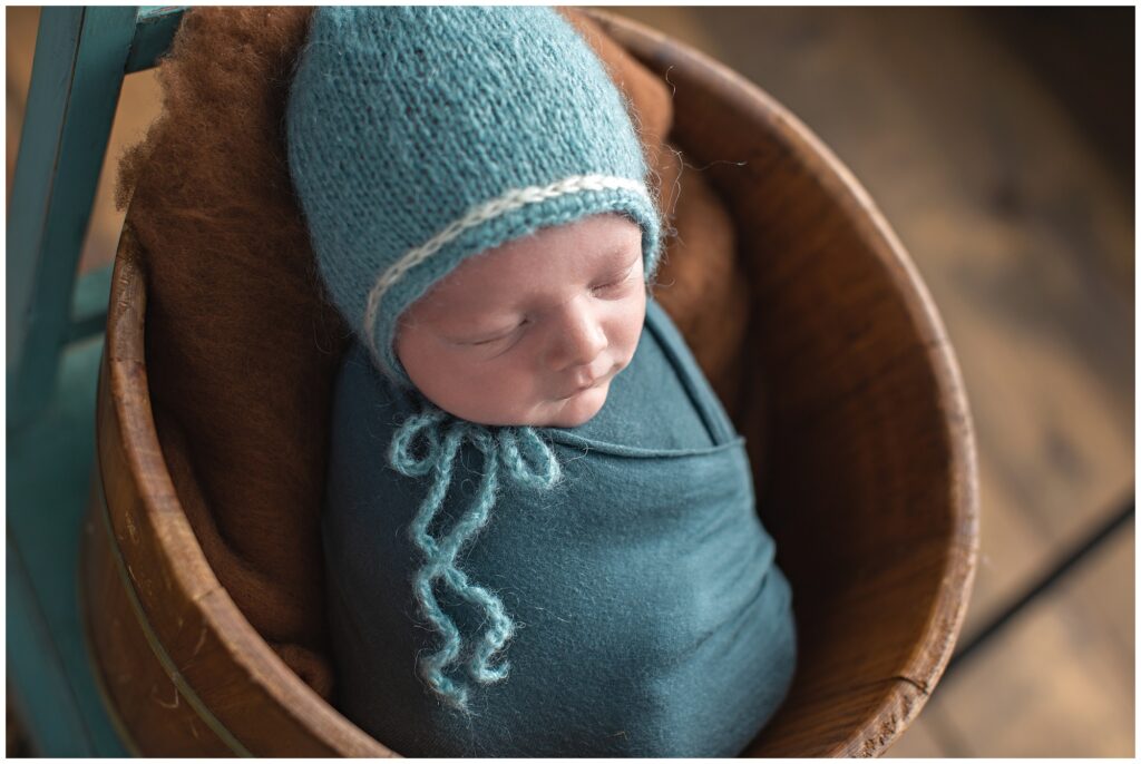 Newborn Teal Wrap Pose  in a Bucket | Newborn Session | Iowa Newborn Photographer | CB Studio