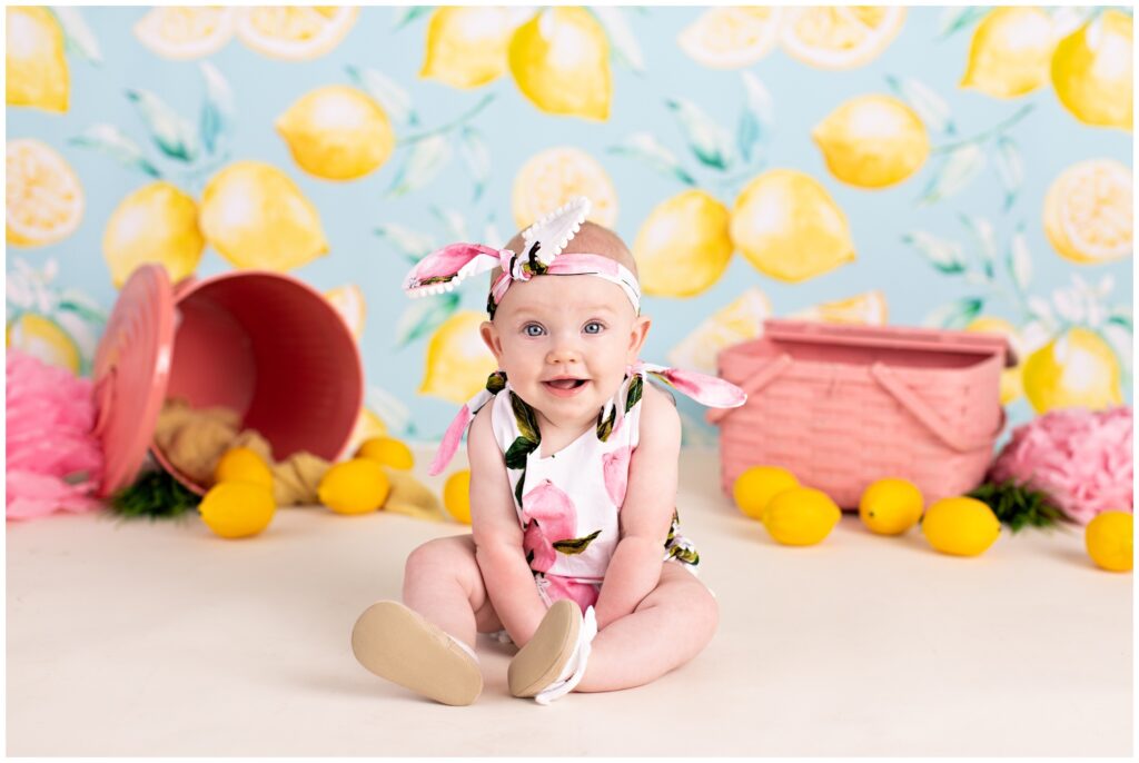 Pink Lemonade Lemon Sitter Session | Iowa Baby Photographer | CB Studio