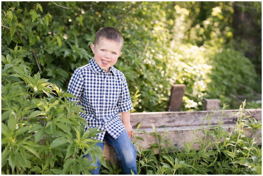 Toddler farm boy | Iowa Children Photographer | CB Studio