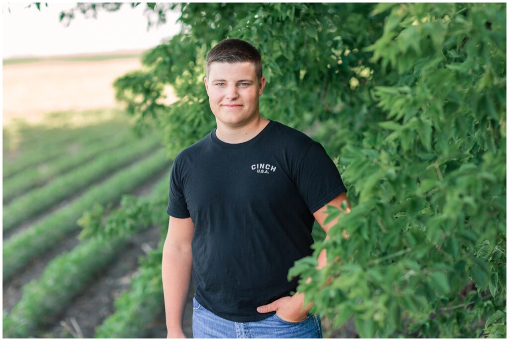 Senior boy farm session | senior boy bean field | Iowa Senior Photographer | CB Studio