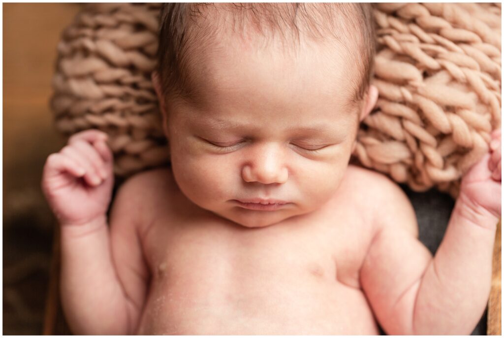 Newborn wooden bed pose | | Iowa Newborn Photographer | CB Studio