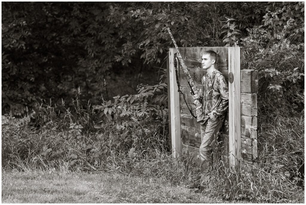 Hunting senior boy poses | Iowa Senior Photographer | CB Studio