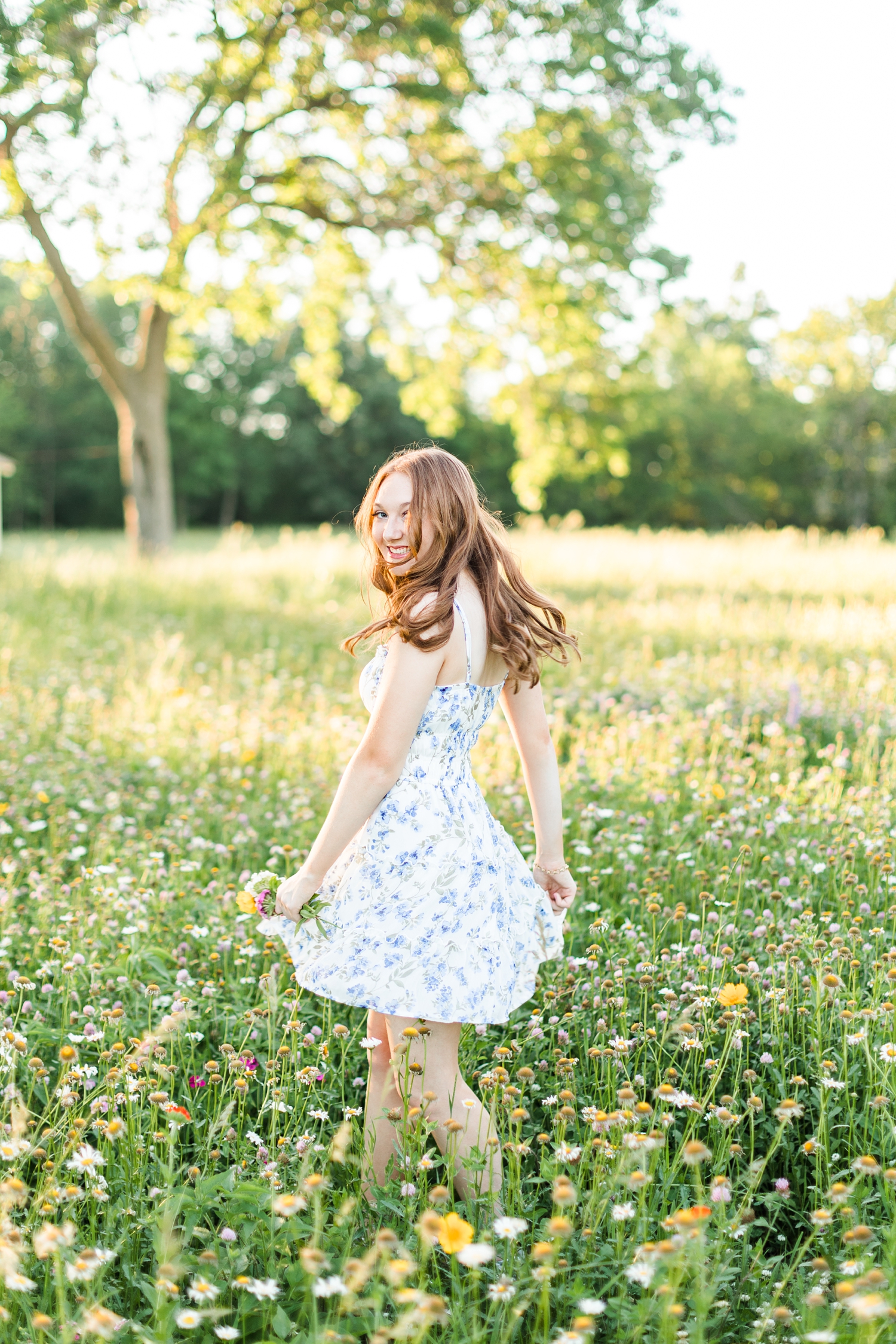 Savannah dances in a field of wildflowers | CB Studio